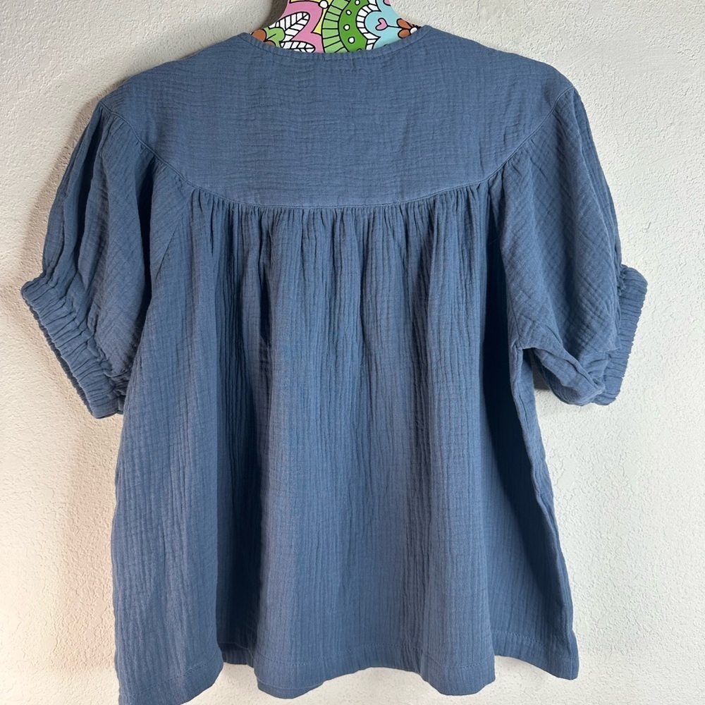 Rolee short puff sleeves button-down front top size XXS - Picture 2 of 4